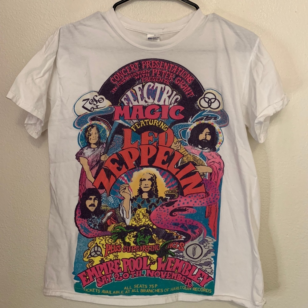Led Zeppelin t-shirt